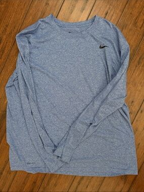 Nike Men’s Long-Sleeve Heather Blue Dri-FIT Top